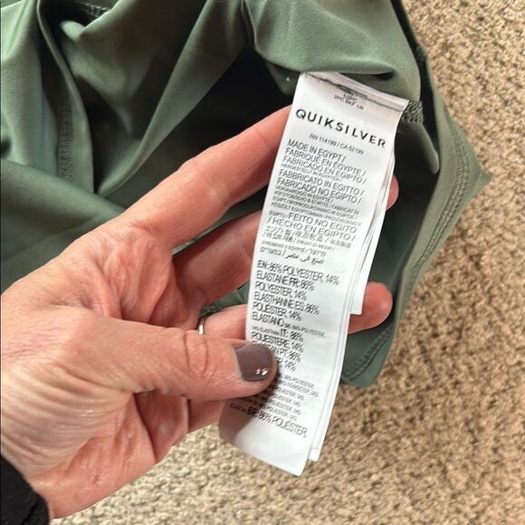 Quiksilver UV protection Green Long Sleeve Surf Sun Shirt - Picture 6 of 11